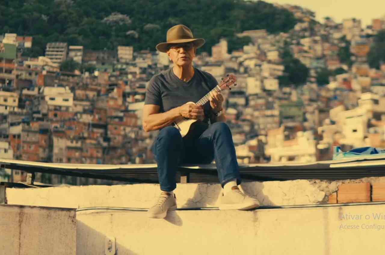 Sérgio Lopes Inova com Samba Gospel e Provoca Debate entre Fãs e Críticos