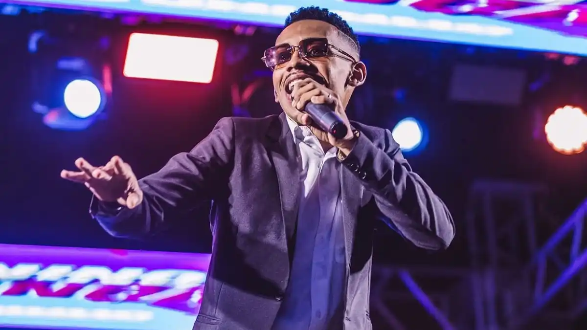 Cantor Gospel MC Juninho é Impedido de Subir ao Altar em Ação Polêmica da Igreja Quadrangular