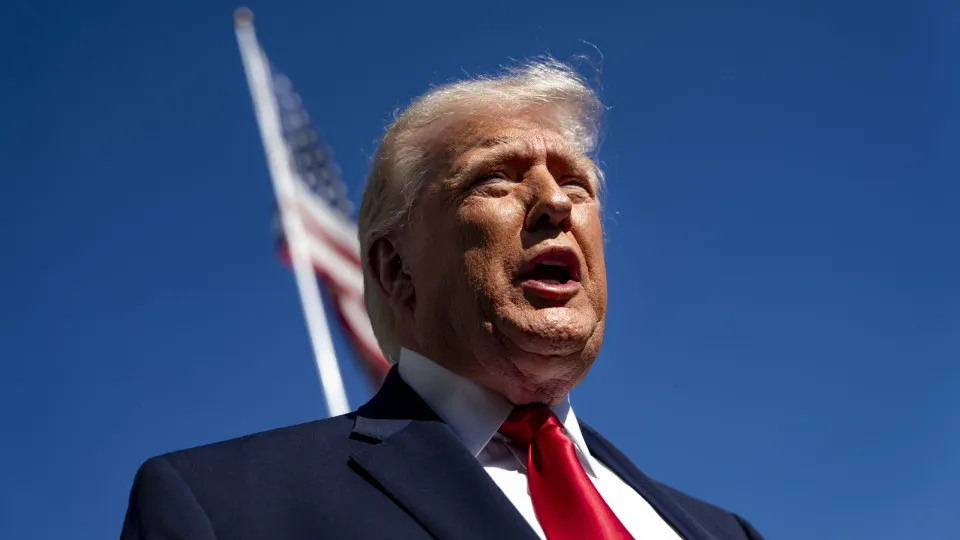 Trump Ameaça China com Tarifas de 50% por Apoio ao Irã: Um Aviso ao Mundo