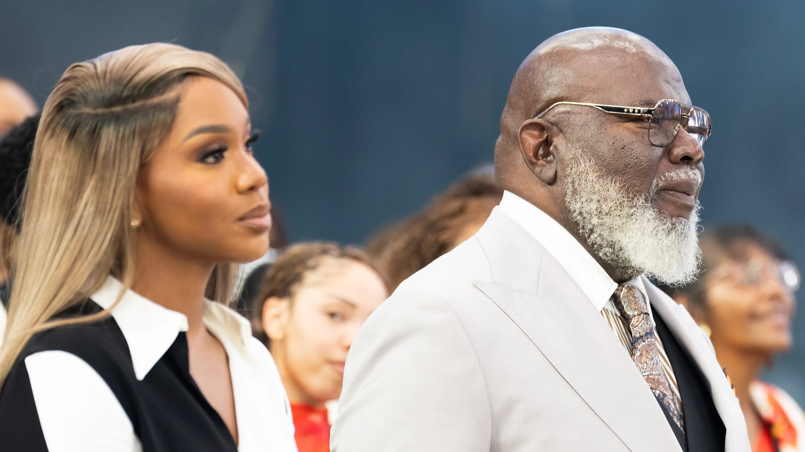 Pastora Sarah Jakes Roberts Enfrenta Desafio de Saúde Após Acidente Grave