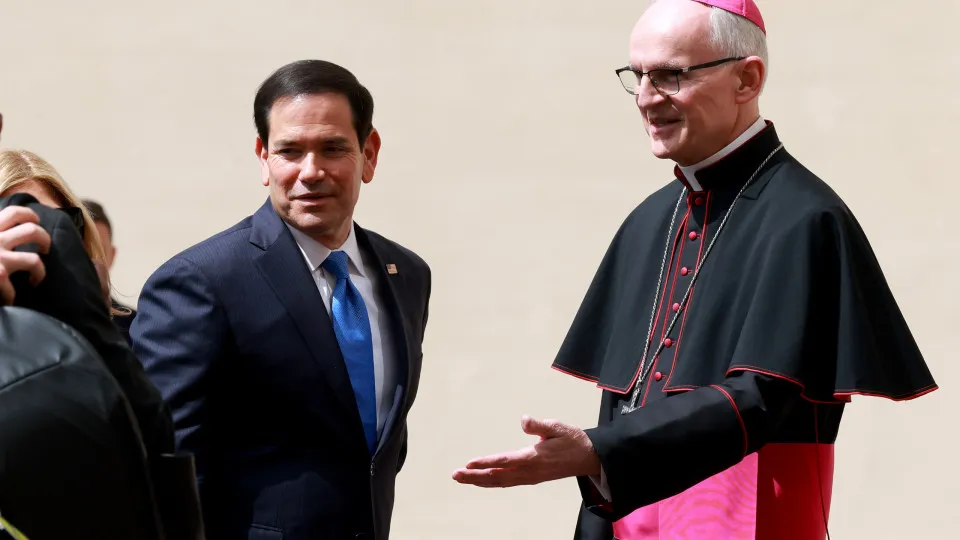 Encontro Histórico: Secretário de Estado dos EUA se Reúne com Papa Leão 14 no Vaticano