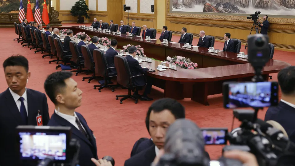 Tensões entre EUA e China: Encontro entre Trump e Xi Abre Novos Capítulos na Relação Bilateral