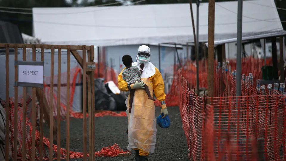 EUA Impõem Restrições de Entrada Após Surto de Ebola na África Central