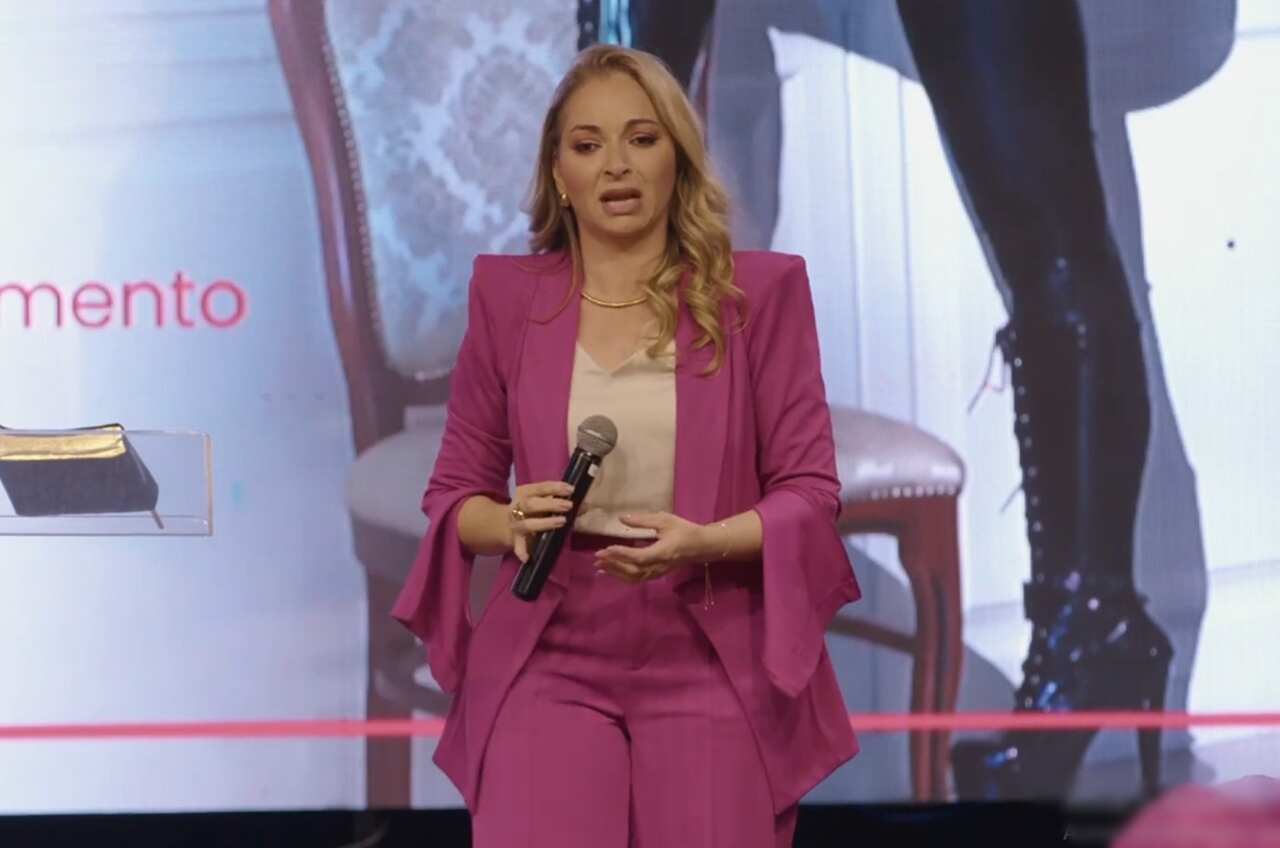 Pregadora Patrícia Fernandes Critica 'Bananões' e o Comportamento de Casais Cristãos