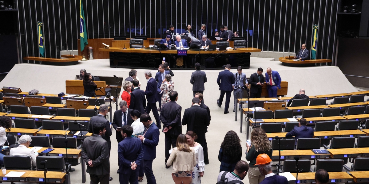 Câmara dos Deputados Aprova PEC que Reduz Impostos para Igrejas e Entidades Sociais