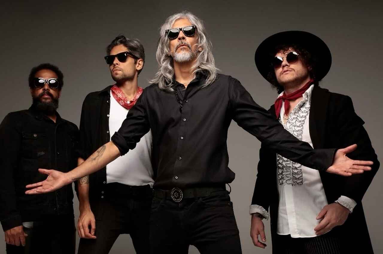 Paulinho Makuko Rompe com o Gospel e Inicia Carreira Solo no Rock Secular