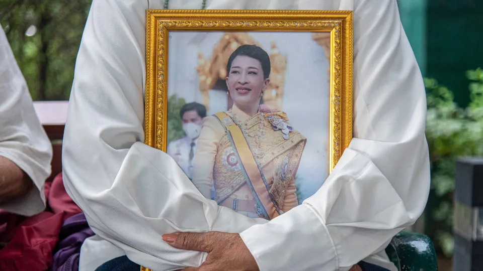 Luto na Tailândia: Princesa Bajrakitiyabha Mahidol Falece Após Longo Coma