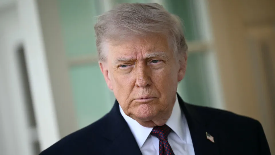 Trump Anuncia Acordo com Irã e Cancela Ataques Imediatos