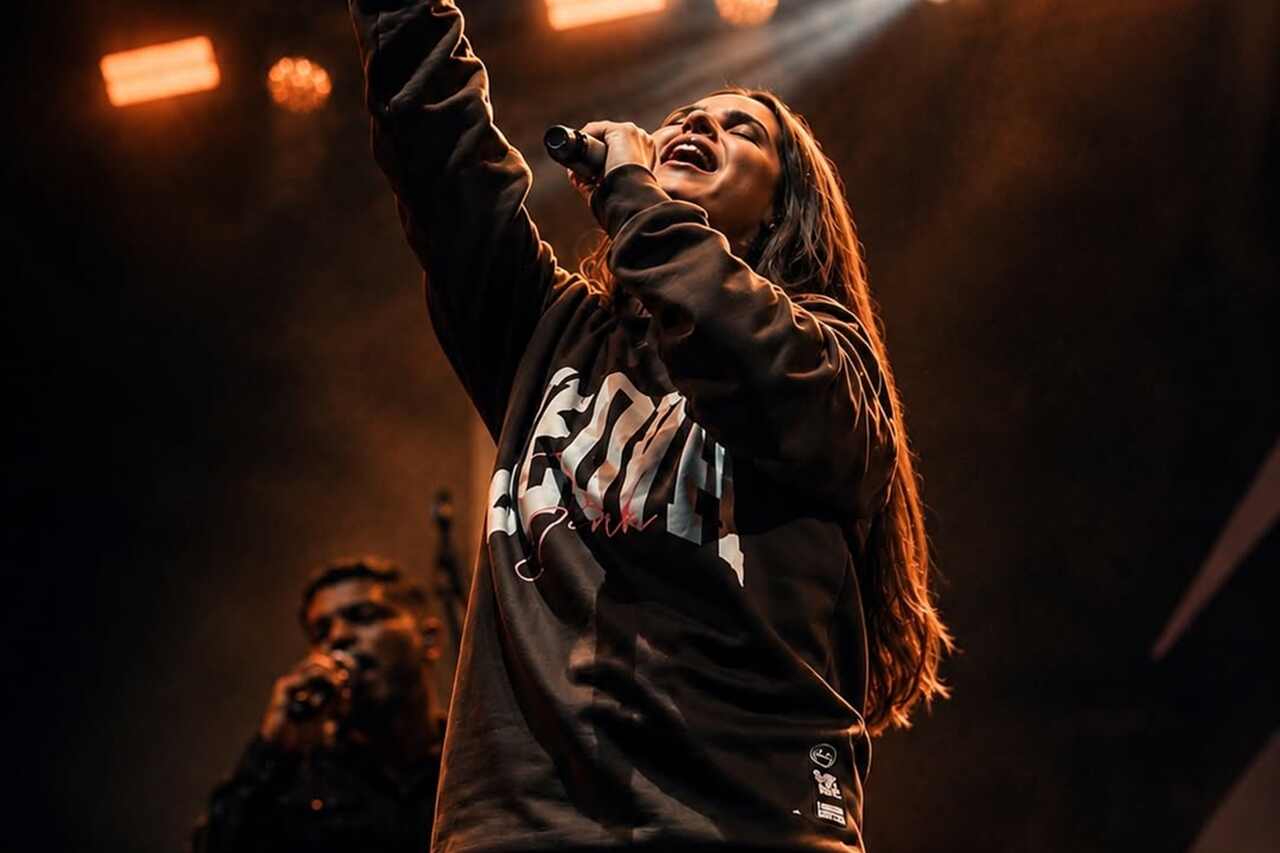 Aline Barros: A Superação que Renasceu em Música
