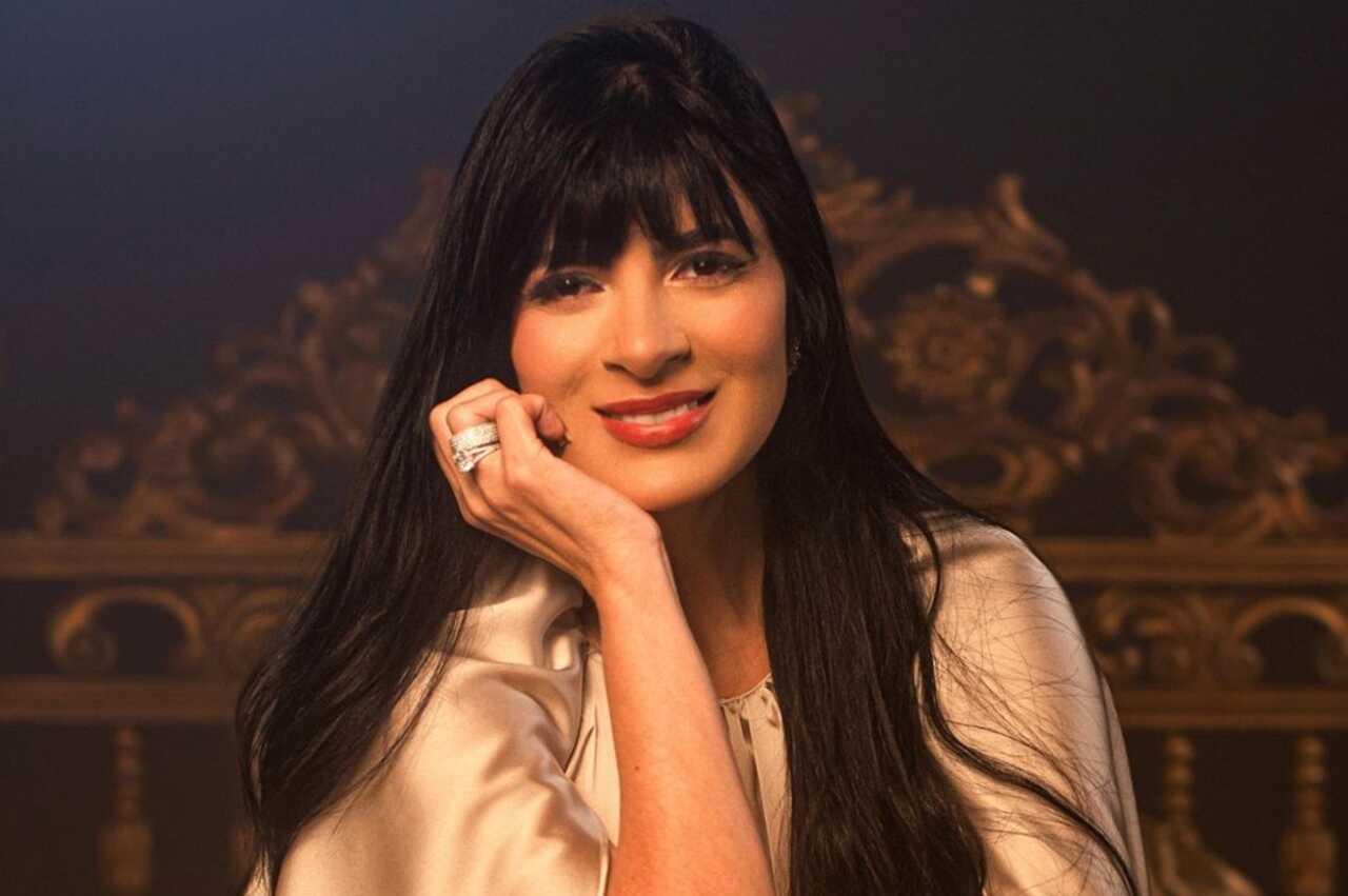 Fernanda Brum: A Rainha dos Hinos Antigos e o Controle Criativo da Música Gospel