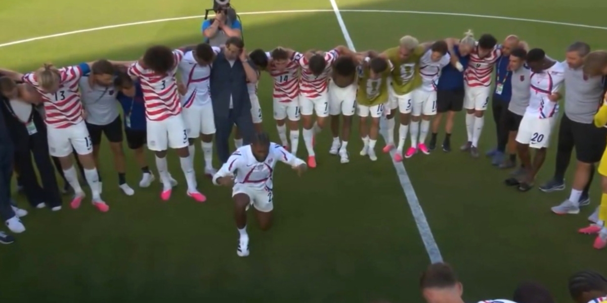 Seleção dos EUA Celebra Vitória com Oração e Agradecimentos a Deus na Copa do Mundo