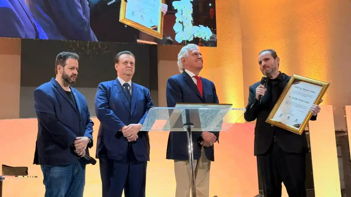 Ronaldo Caiado Recebe Título Honorífico da ADSA Brasil em Cerimônia Solene