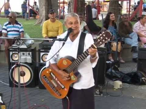 Creuza de Oliveira: A Pioneira do Gospel que Enfrentou o Abandono