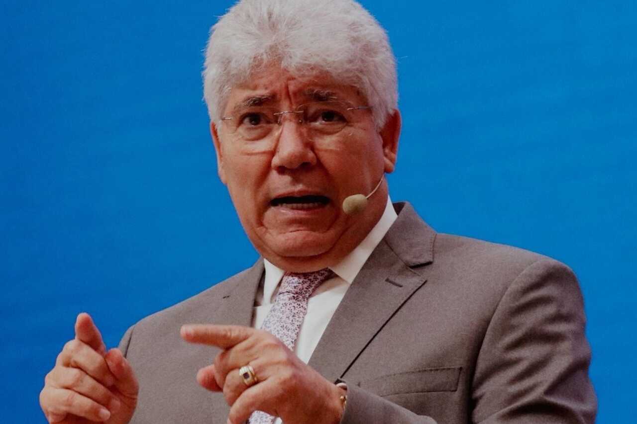 Pastor Hernandes Dias Lopes Defende o Movimento Legendários em Meio a Controvérsias