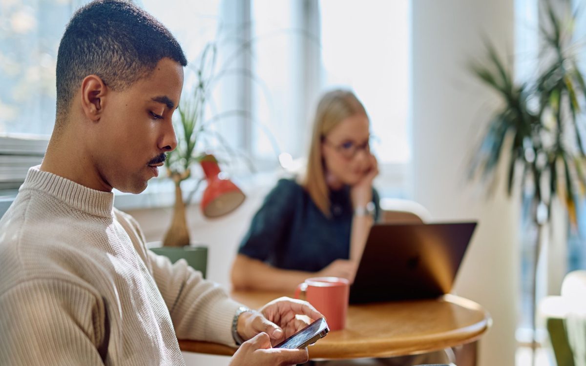 O Desafio do Discipulado na Era Digital: Uma Reflexão Necessária