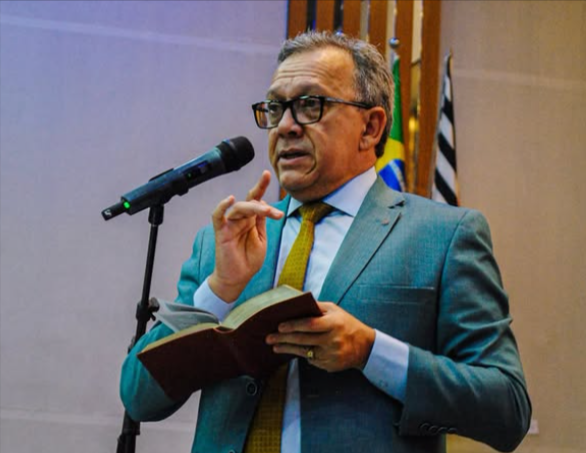 Fidelidade Acima do Talento: Reflexões do Pastor Carvalho Júnior na Comadesma