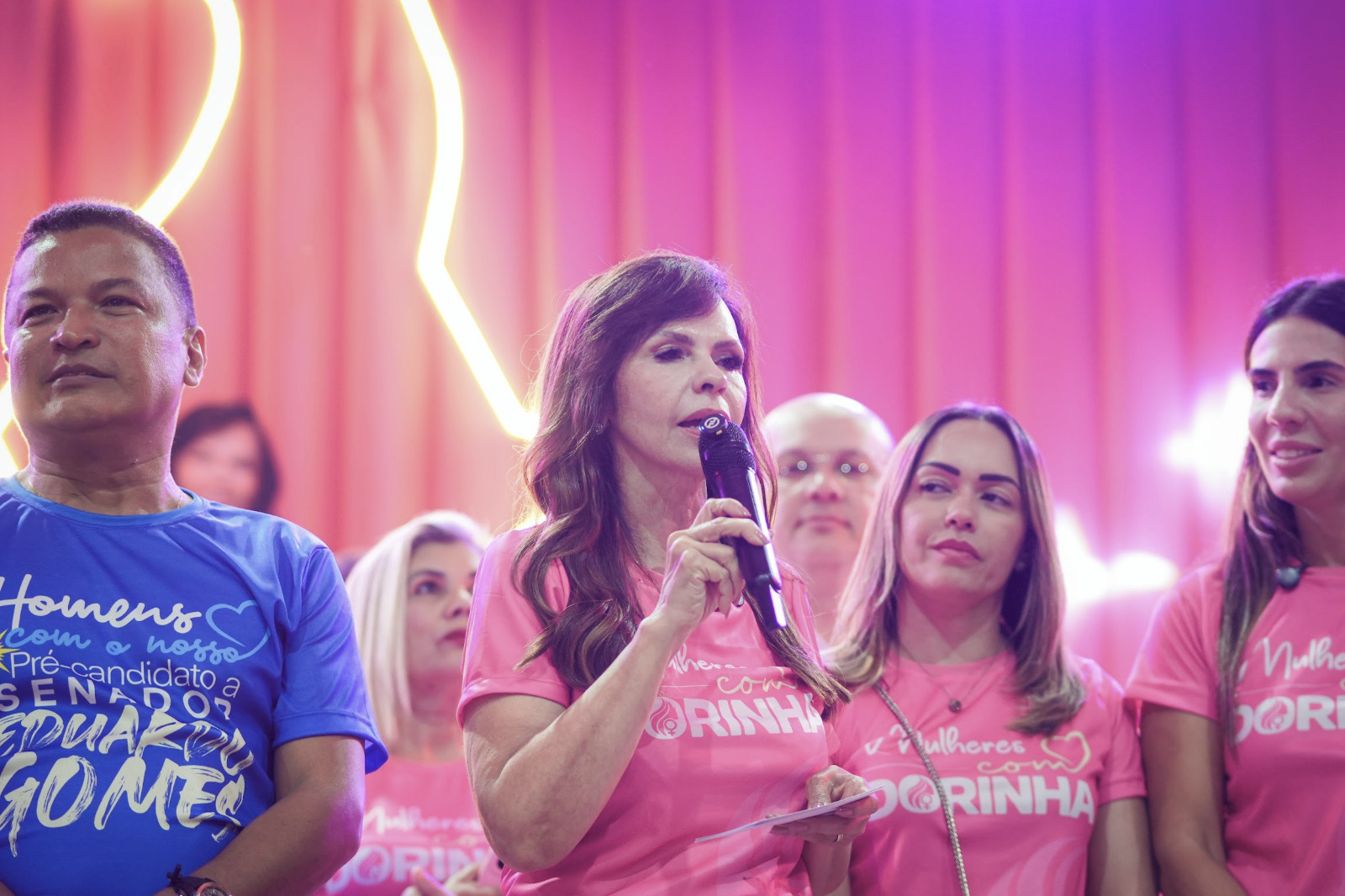 Dorinha Recebe Homenagem das Quebradeiras de Coco em Grande Mobilização em Axixá
