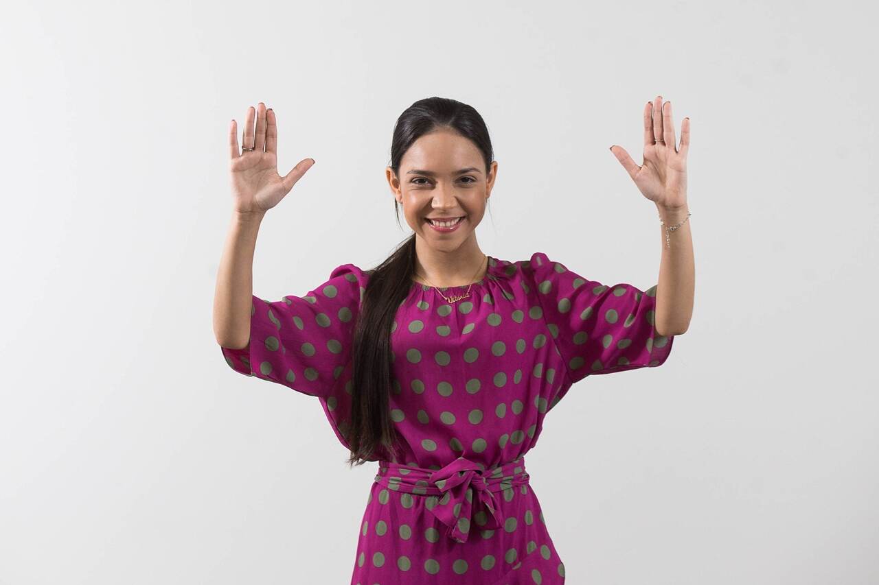 Vitória Souza: A Jovem Pregadora que Almeja uma Vaga na Câmara Federal