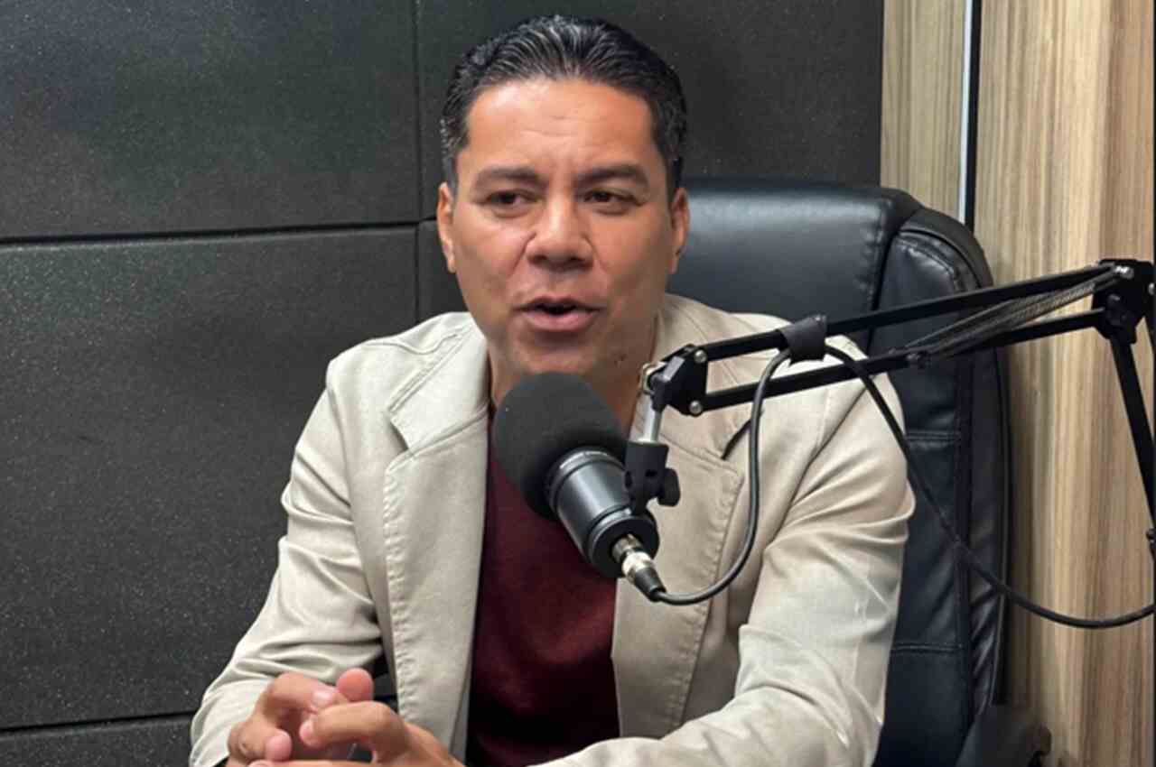 Pastor Lança Livro Controverso Defendendo Voto Evangélico na Esquerda