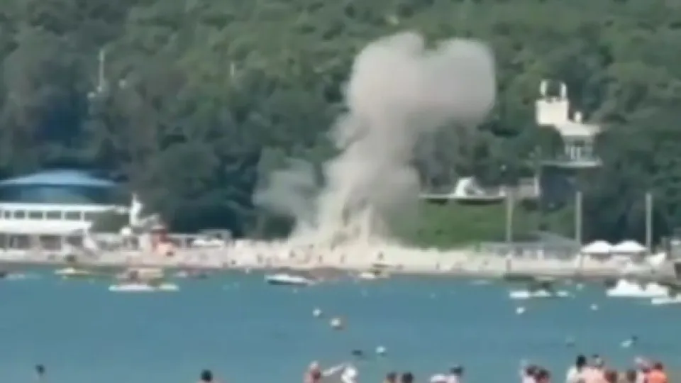 Tragédia na Praia: Queda de Drone Ucraniano Deixa Sete Mortos na Rússia