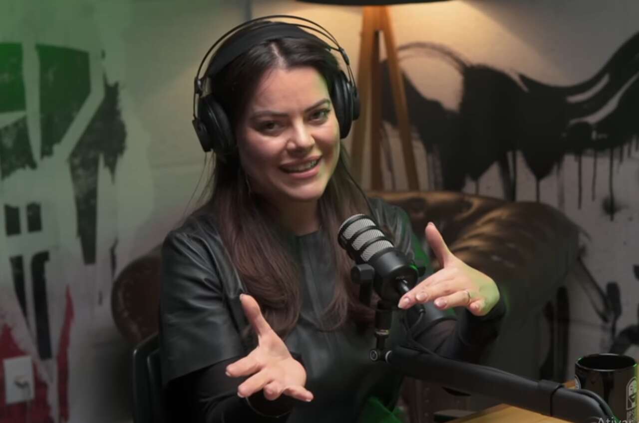 Ana Paula Valadão: Submissão Feminina e a Rejeição ao Abuso no Casamento