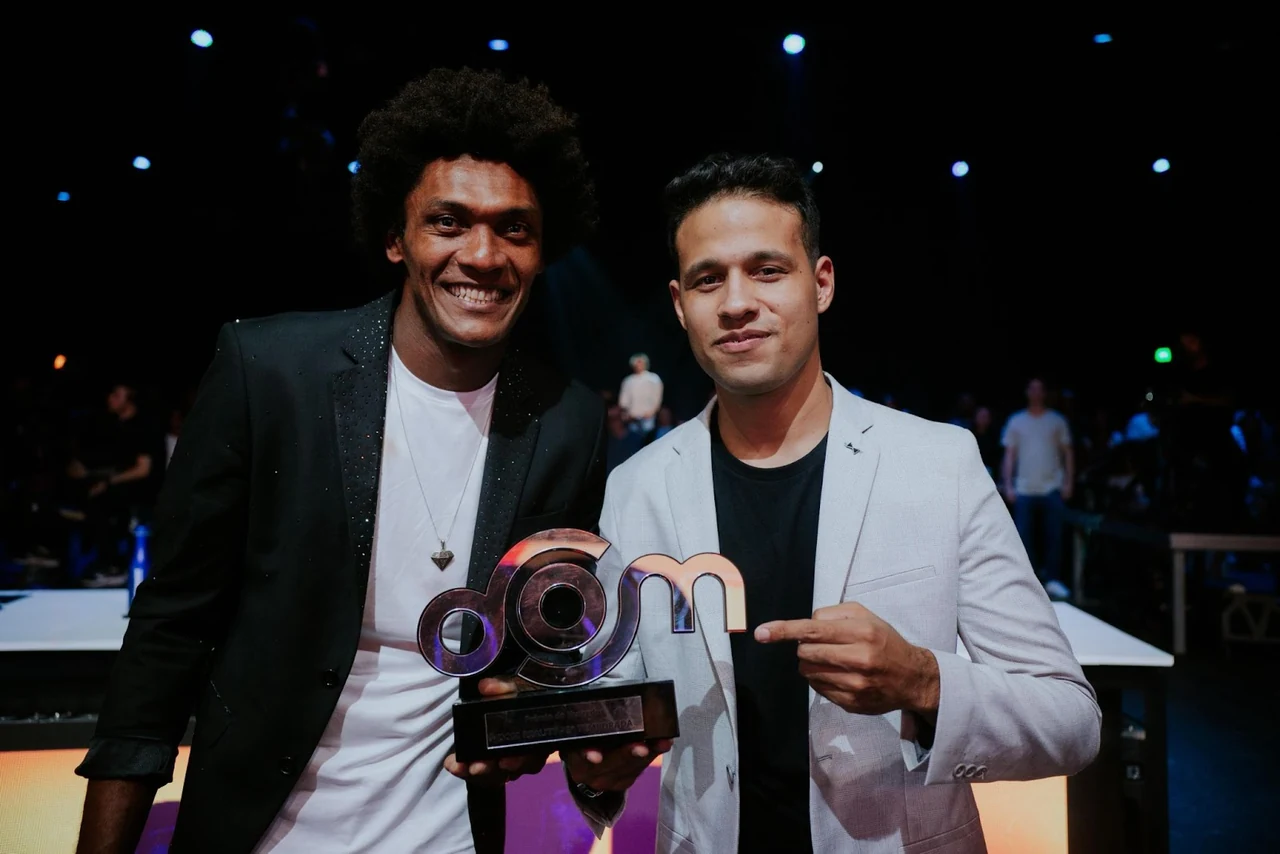Pedreiro de Manaus Conquista o Coração do Brasil com Música Autoral e Vence Reality Show