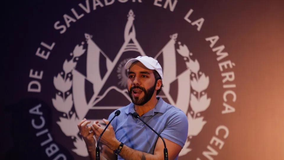 El Salvador: Estado de Exceção e a Luta Contra o Crime Organizado